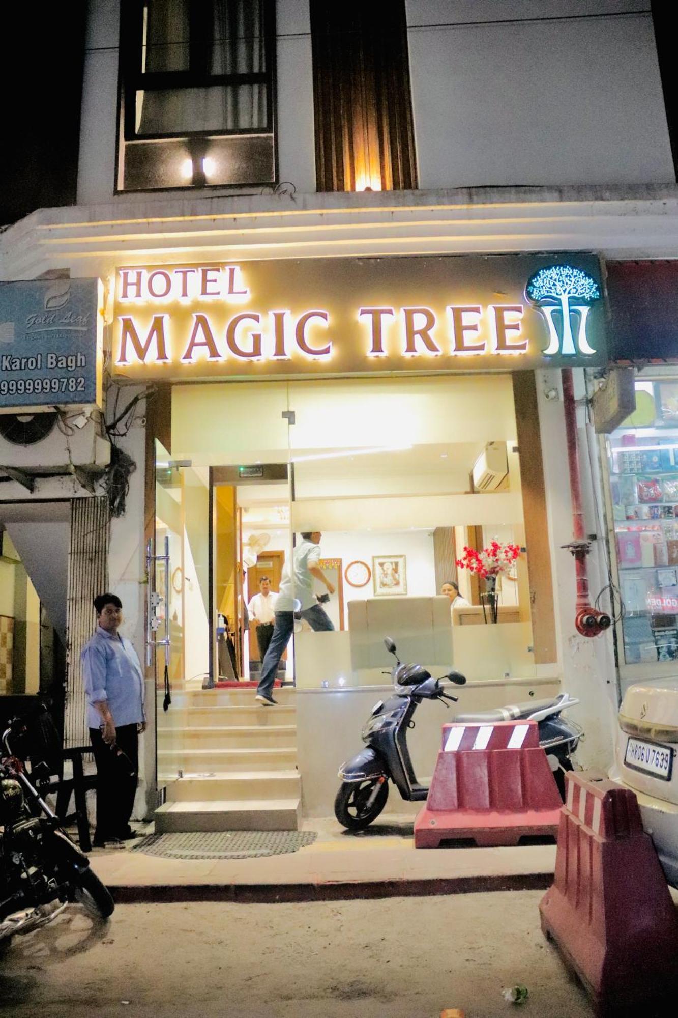 Hotel Magic Tree Karol Bagh Metro Station 뉴델리 외부 사진